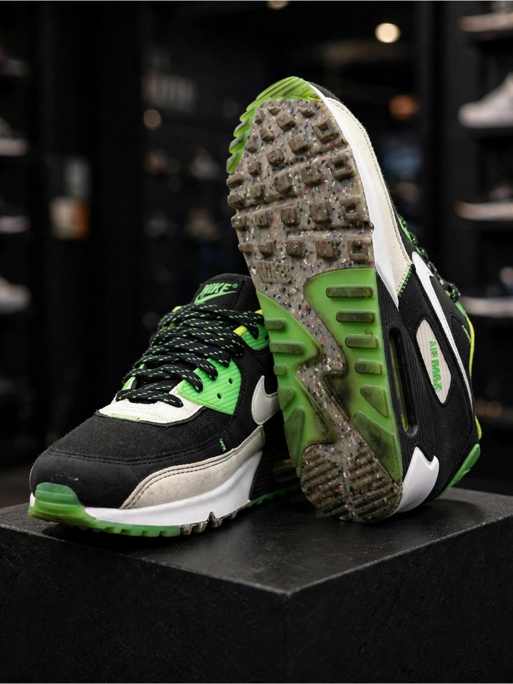 Nike Air Max 90 'Exeter Edition' (2020) - Picture 5 of 5